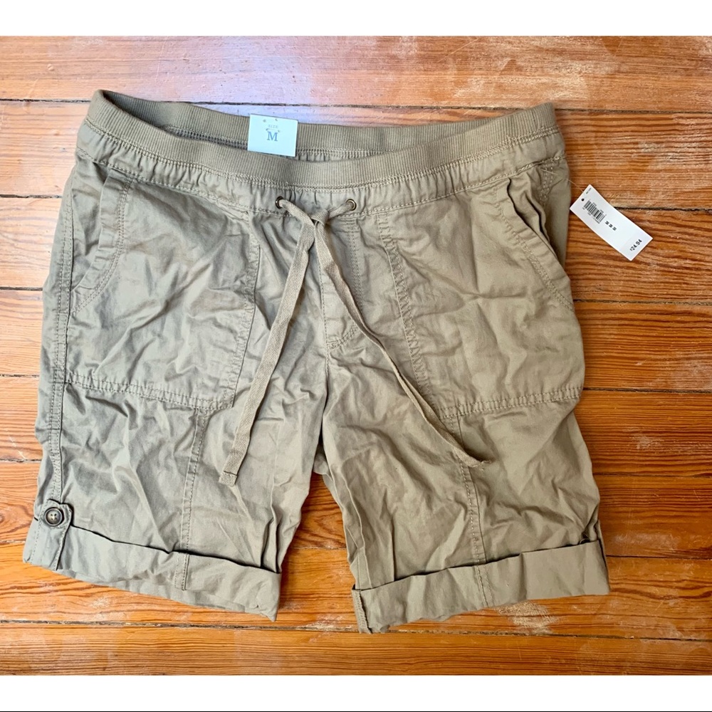 Khaki shorts